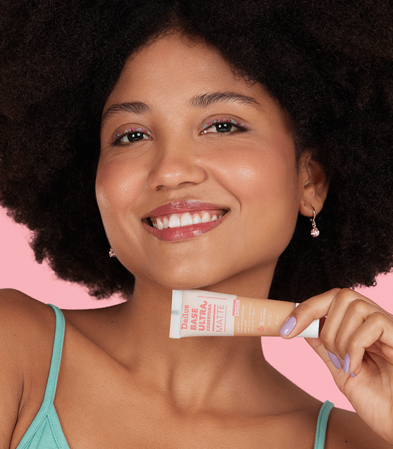 Base Líquida Ultra Cobertura -  D7 Médio