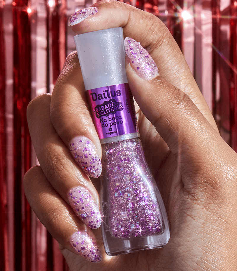 Esmalte Babado E Gliteria - Na Boca Do Povo