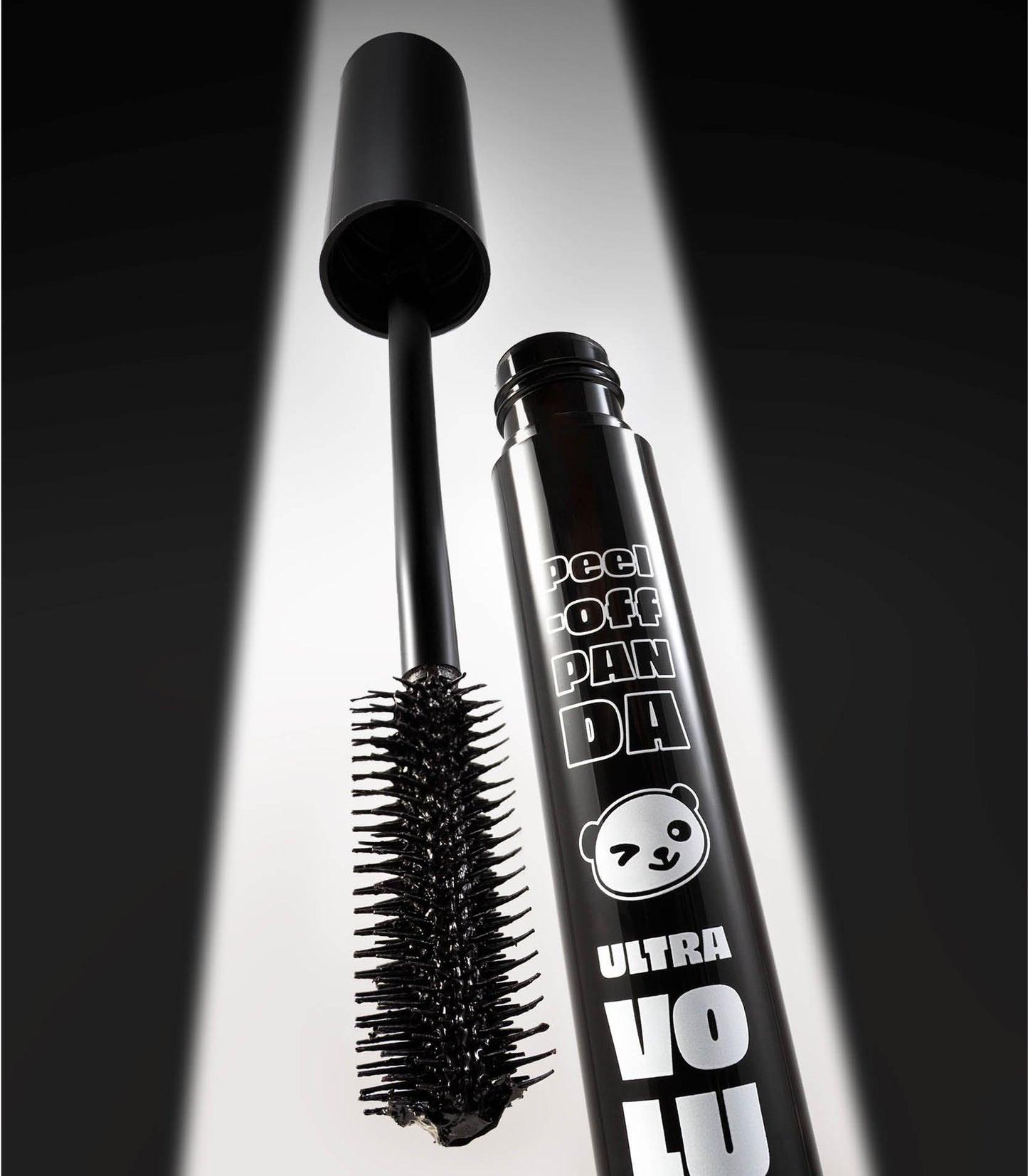 MÁSCARA PARA CÍLIOS PEEL-OFF PANDA ULTRA VOLUME – PRETO