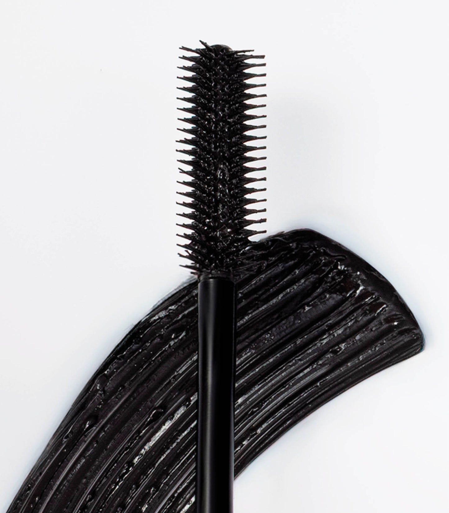 MÁSCARA PARA CÍLIOS PEEL-OFF PANDA ULTRA VOLUME – PRETO