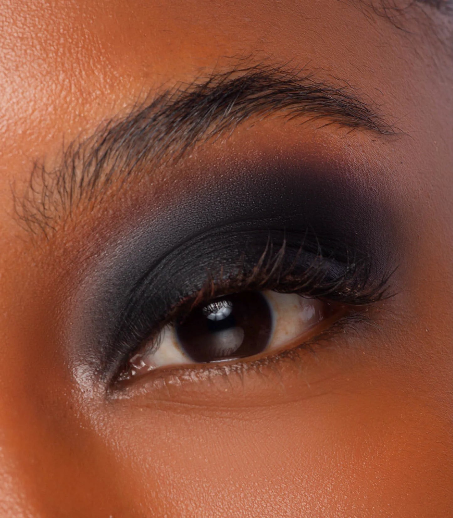 Sombra Líquida – Eye Paint Velvet – Black